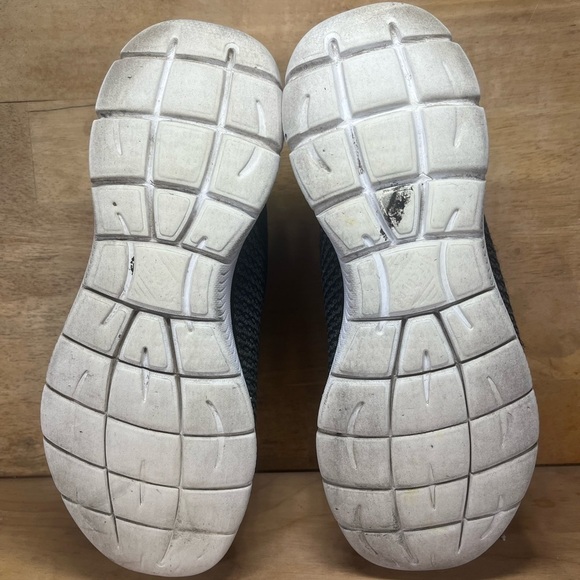 Skechers Summits Womens Size 8.5 Slip On Shoes Sneakers Black White 59504S - Picture 7 of 8